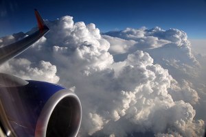 clouds33-with-aircraft